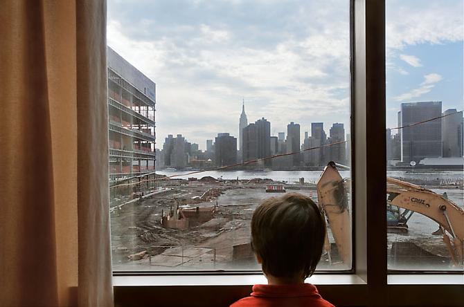 David S. Allee, New Building (ed. 6, 2012)
Chromogenic Print
24h x 36w in (60.96h x 91.44w cm)