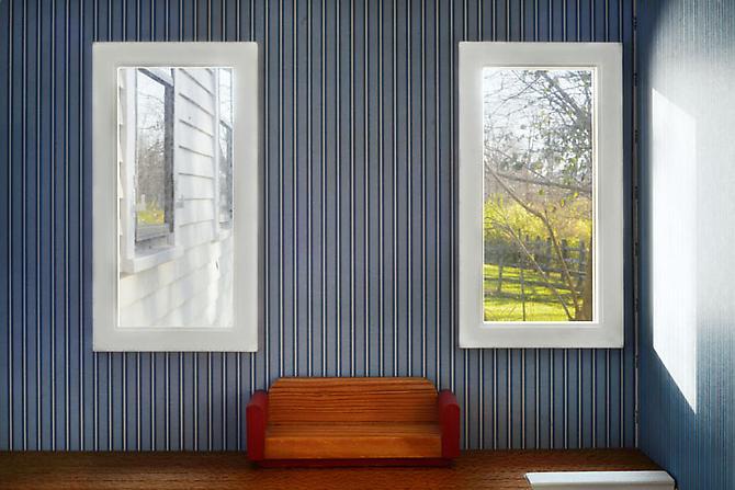 David S. Allee, Wood Couch (ed. 8, 2012)
Chromogenic Print
18h x 27w in (45.72h x 68.58w cm)