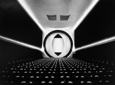 8th Street Movie Theatre
1946
selenium-toned gelatin silver print