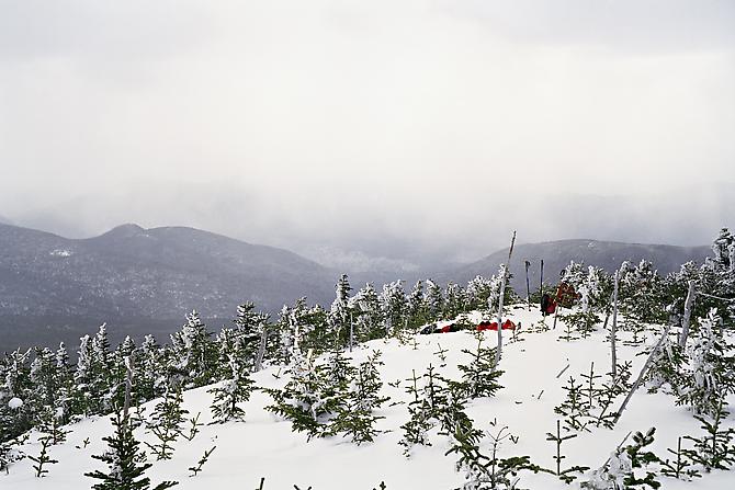 SUMMIT | ENTERING, LIVING, LEAVING, LANDSCAPE | C-PRINT | 24 X 36 INCHES | 2009


ENTERING, LIVING, LEAVING, LANDSCAPE SERIES PRODUCED IN COLLABORATION WITH MONTREAL ARTIST ANDREAS RUTKAUSKAS.