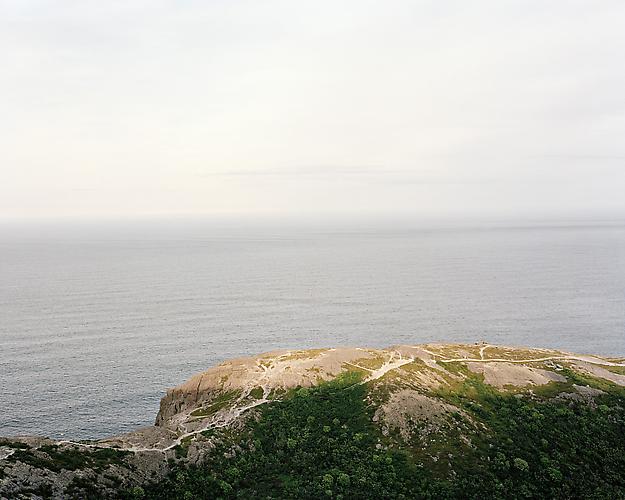 SIGNAL HILL | UNMARKED SITES | C-PRINT | 40 X 50 INCHES | 2010