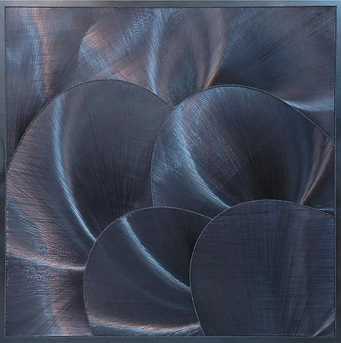 Gulay Semercioglu
Black Leaves   2009
12 layers of wire-wood-screw
68.9 x 68.9 in