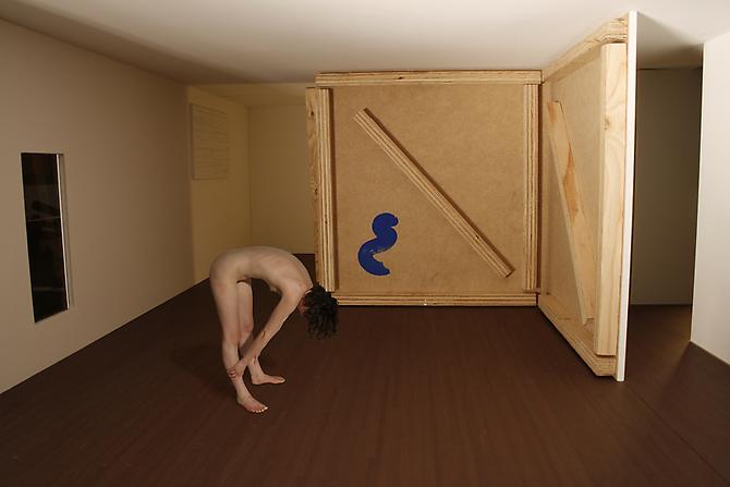 KRISTOPHER KARKLIN | LIVING ROOM | DIGITAL PRINT | 36 X 54 INCHES | 2009