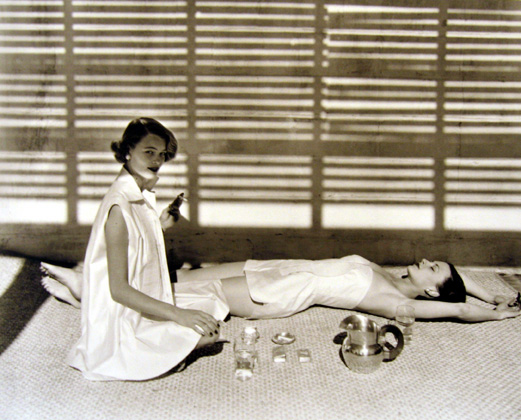 Bombay Bathing Fashion (O.B), New York
1950
platinum/palladium print