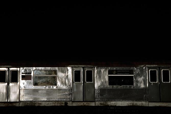 David S. Allee, 4:02 pm, J Train ed. 3 (2010)
Chromogenic Print
40h x 60w in (101.6h x 152.4w cm)