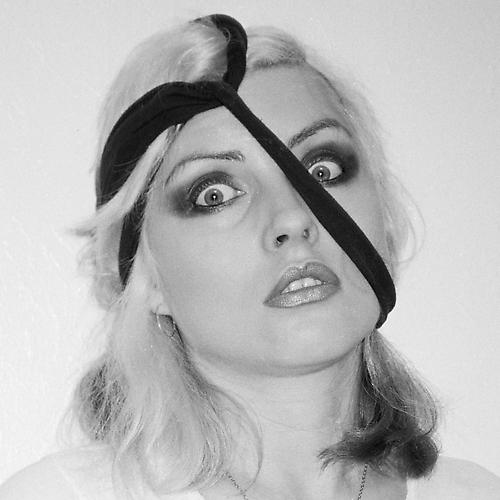 Debbie Harry
1977
Silver Gelatin Print
18 x 20 in.  Ed. 50