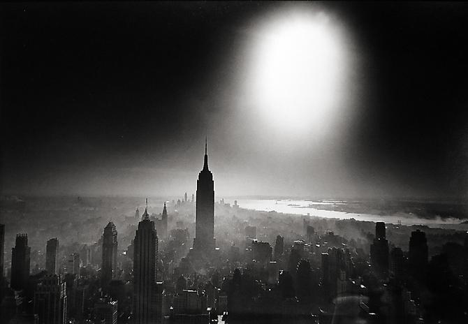 Atomic Bomb Sky, New York
1955
gelatin silver print