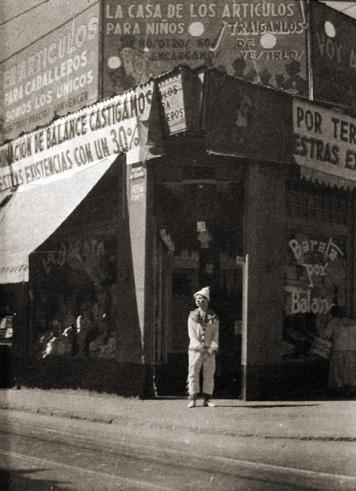 El Payasito
platinum/palladium print
1920
printed later