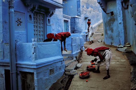 Jodhpur, India [fruit vendors]
1996
C-type print on Fuji Crystal Archive paper