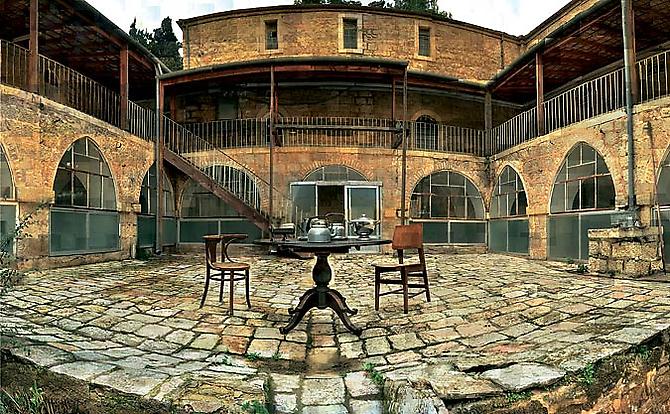  Yard and Stillife , 2004
C-Print
24 x 39 inches (61 x 100 cm)
46 x 74.5 inches (117 x 189 cm)
Edition of 5