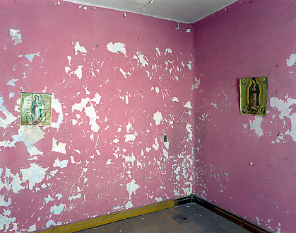 Gabriel de la Mora
Untitled (Before the Clean from Ghost)
2008, cibachrome, 20 x 30 inches.
Contact gallery for additional images and details.