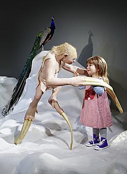 PATRICIA PICCININI
The Welcome Guest
2011, Silicone, fibreglass, human and animal hair, taxidermied peacocks
Dimensions variable