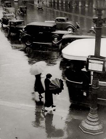 Rue de Rivoli, Sous le Pluie, c. 1937