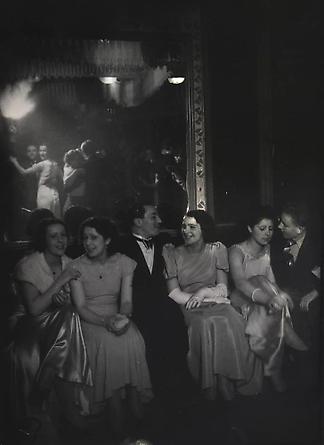 Bal a Chartres, c. 1933-34