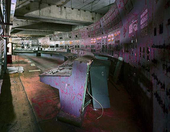 Control Room, Reactor 4, 2001