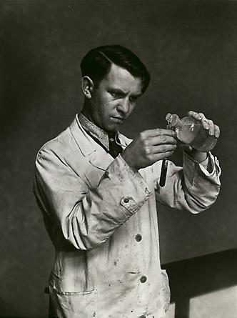 August Sander
Laboratory Technician, 1938
© SK-Stiftung Kultur – August Sander Archiv VG-Bild Kunst, Bonn
