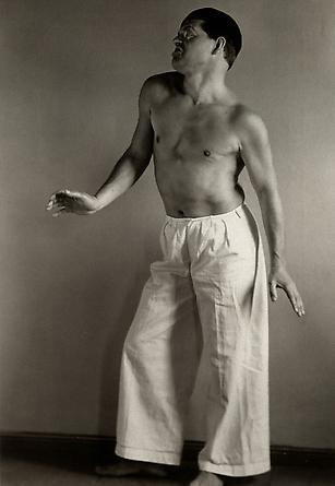 August Sander 
Raoul Hausmann as Dancer, 1929
© SK-Stiftung Kultur – August Sander Archiv VG-Bild Kunst, Bonn