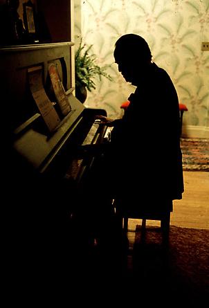Brando at the Piano, 1971