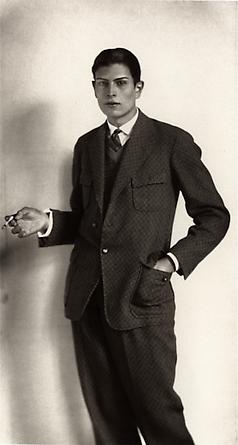 August Sander
High School Student, 1926
© SK-Stiftung Kultur – August Sander Archiv VG-Bild Kunst, Bonn