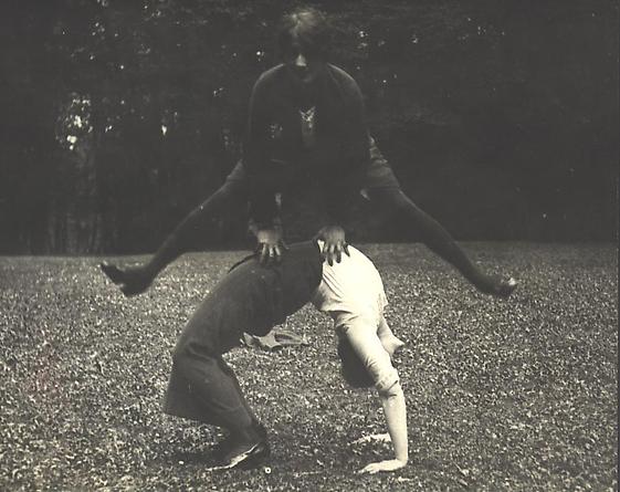 Simone and Golo, Saint-Cloud, 1913 [#16]
