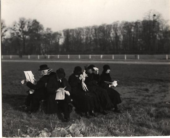 Apres Midi au Bois de Boulogne, Paris, 1931