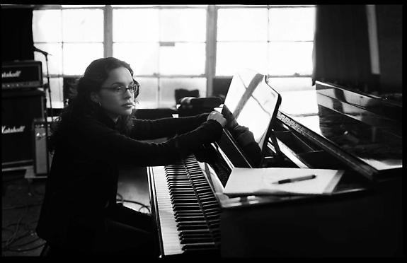 Norah Jones, New York City, 2003