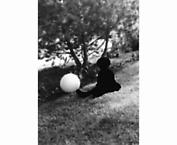 Untitled (Child Sitting with a Ball)
2000
c-print
77.5 x 62 cm