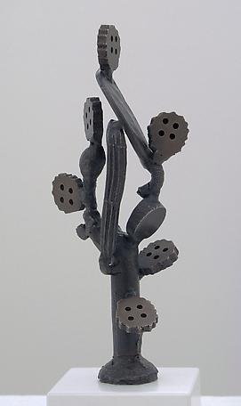 Kaktus
2012
bronze
16 x 7 x 5 cm