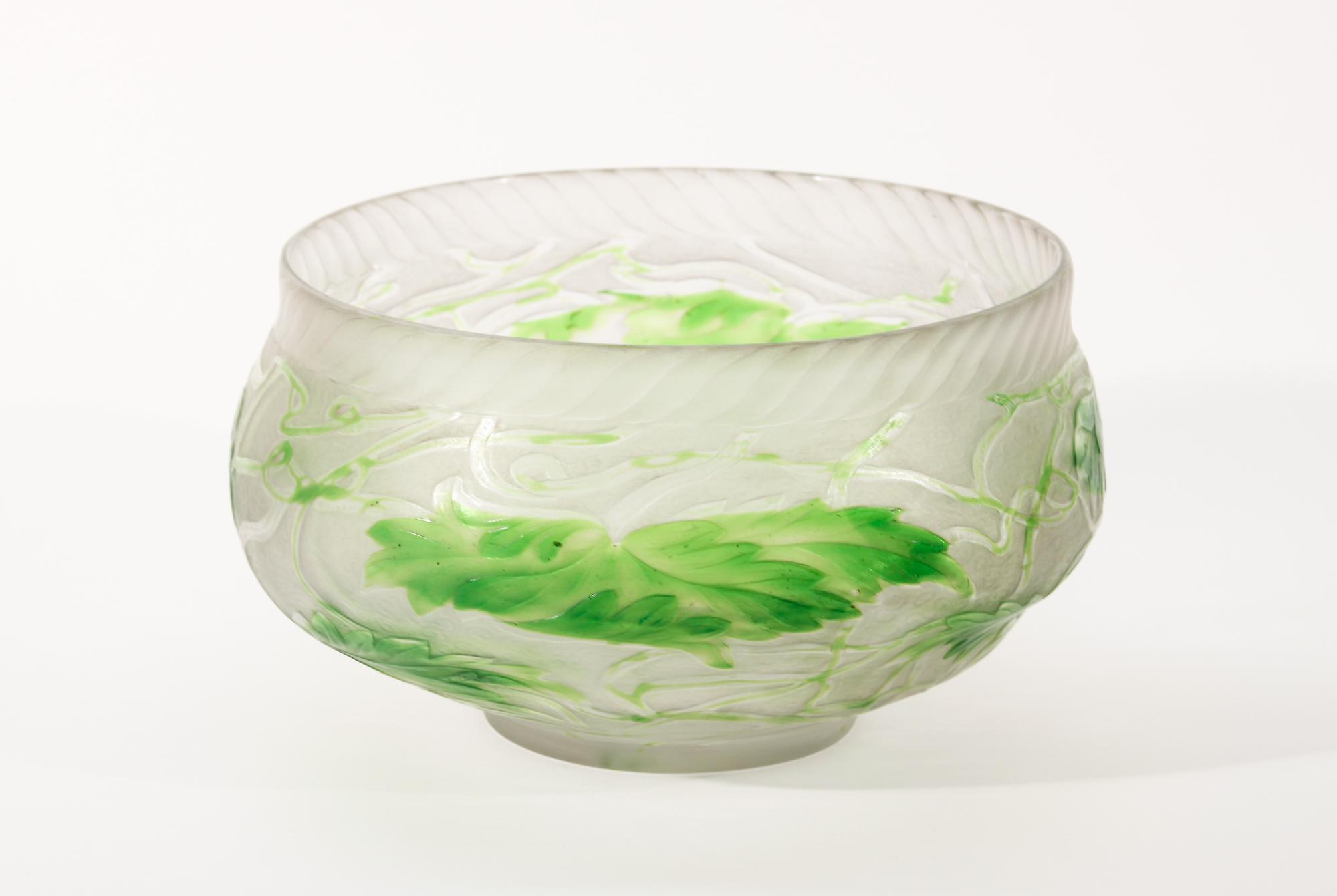 Tiffany Favrile Glass Intaglio Carved Bowl 1