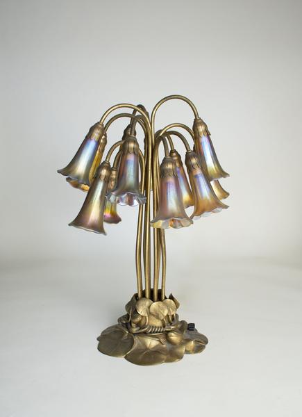Tiffany Studios 12-Light Lily Table Lamp 1