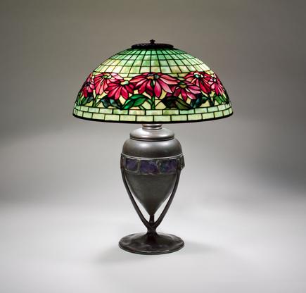 Tiffany Studios Poinsettia Table Lamp 2