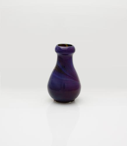 Tiffany Favrile Glass <br> Reactive Cabinet Vase 2