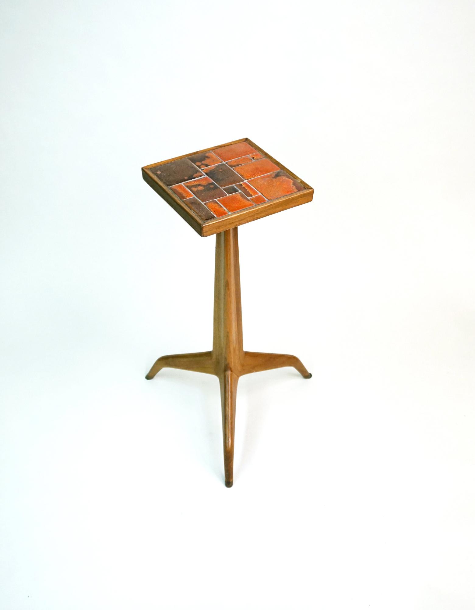 Edward Wormley for Dunbar Janus Tripod Table 1