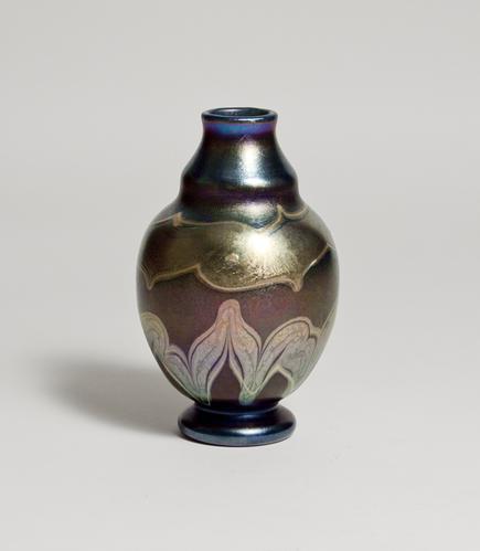 Tiffany Favrile Glass <br> Early Decorated Vase 1