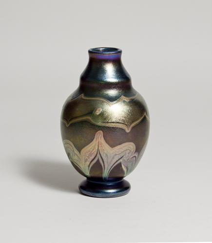 Tiffany Favrile Glass <br> Early Decorated Vase 3