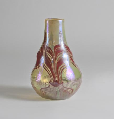 Tiffany Favrile Glass Early Decorated Vase 1