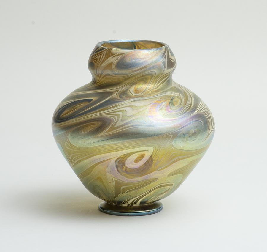 Tiffany Favrile Glass Early Decorated Vase 3