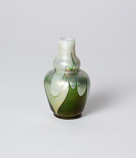 Tiffany Favrile Glass <br> Cabinet Double Gourd Vase 1