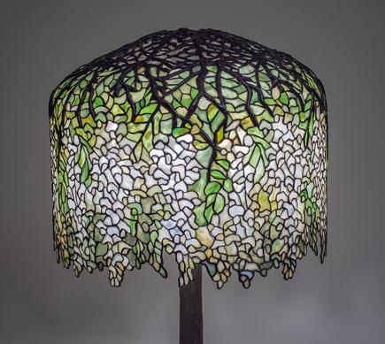 Tiffany Studios White Wisteria Table Lamp 2