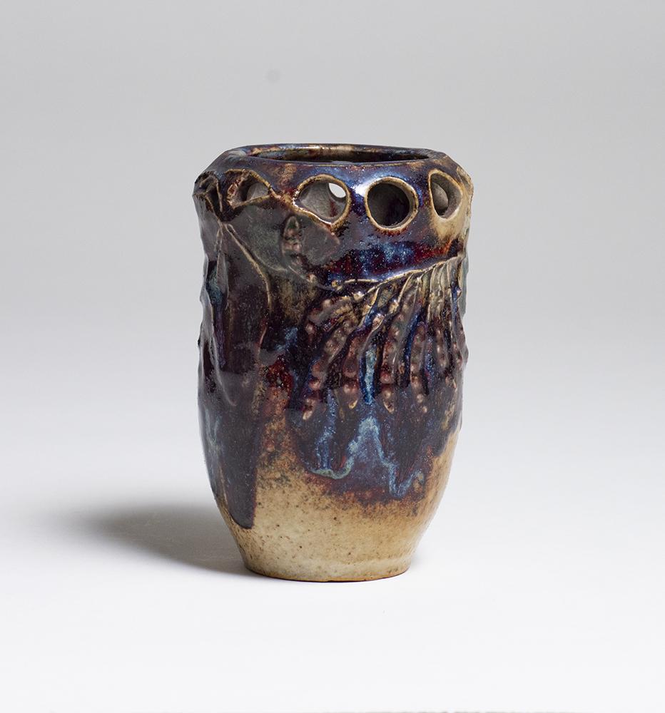 Robalbhen Reticulated Pea Pod Vase 2
