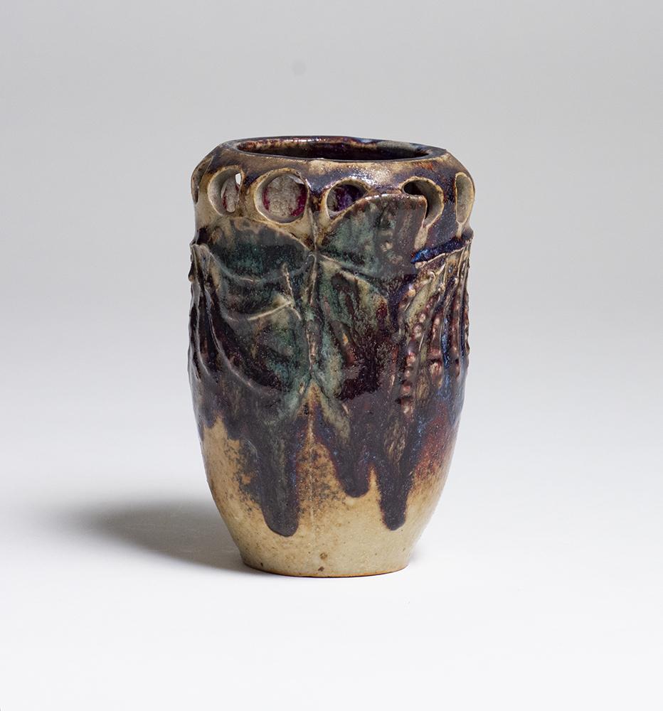 Robalbhen Reticulated Pea Pod Vase 3