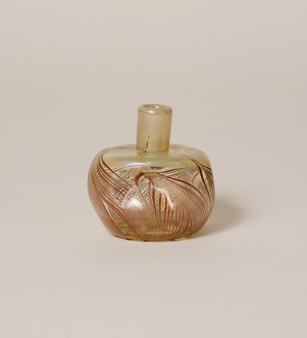 Tiffany Favrile Glass Early Pinched Vase 2