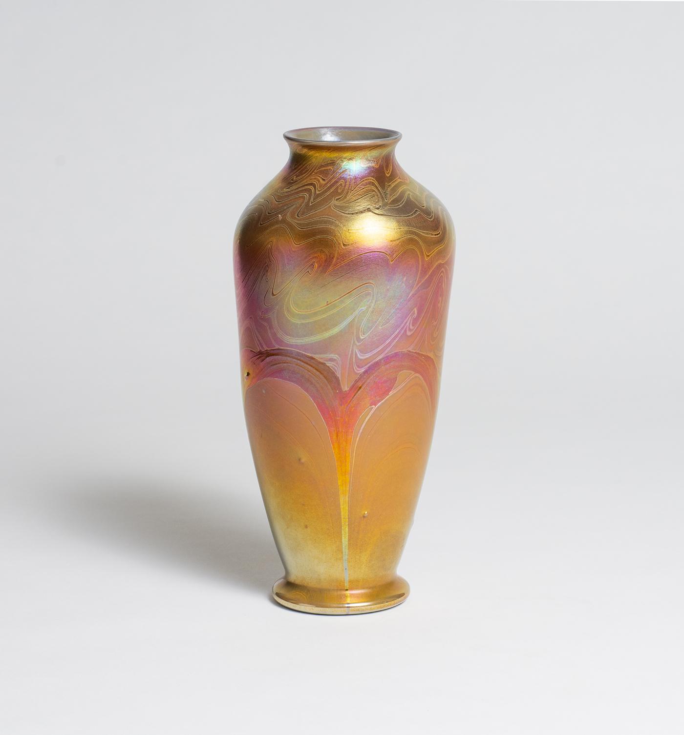 Tiffany Favrile Glass Early Decorated Vase 1