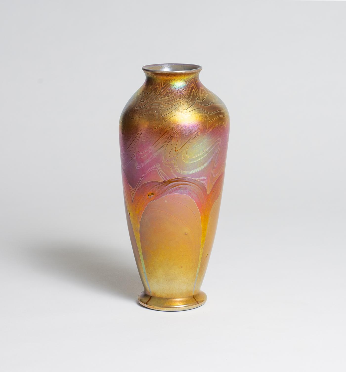 Tiffany Favrile Glass Early Decorated Vase 2