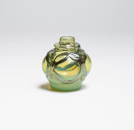 Tiffany Favrile Glass Early Cabinet Vase 1