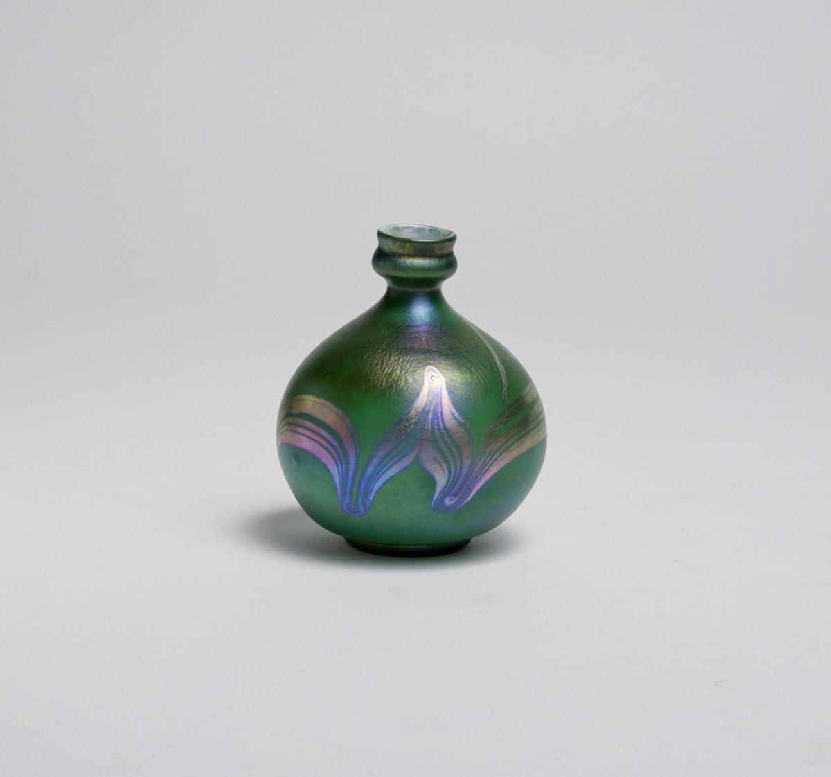 Tiffany Favrile Glass Decorated Cabinet Vase 1