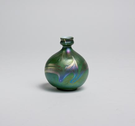 Tiffany Favrile Glass Decorated Cabinet Vase 3