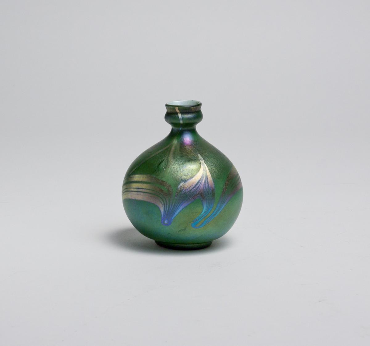 Tiffany Favrile Glass Decorated Cabinet Vase 3