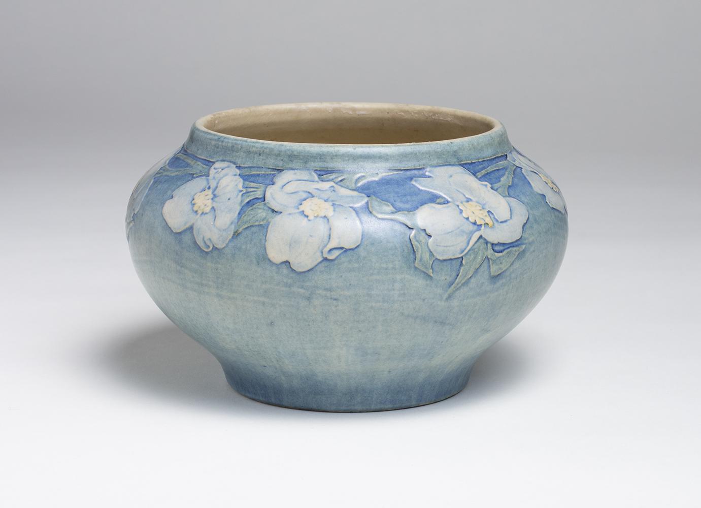 Sadie Irvine for Newcomb Pottery Dogwood Vase 1