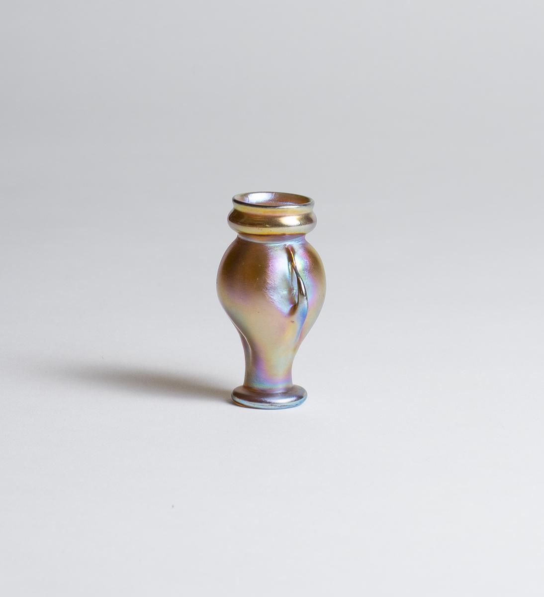 Tiffany Favrile Glass Miniature Pinched Cabinet Vase 2